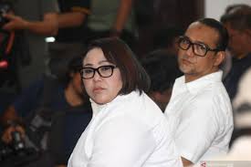 Gaya Hidup Artis Nunung